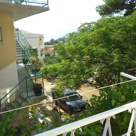 Babaja Apartament *